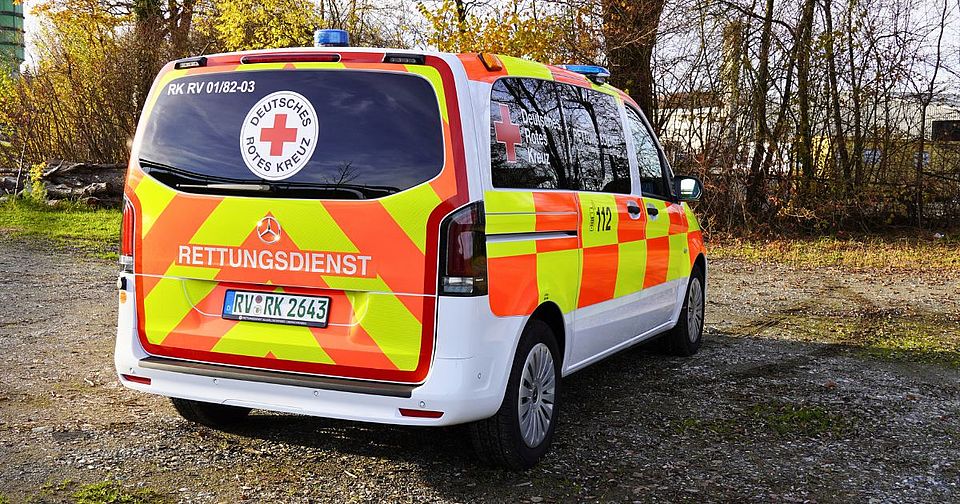 Rückansicht Notarzteinsatzfahrzeug